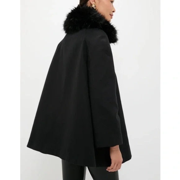 TUCKERNUCK Fur Collar Cecile Swing Cape - Picture 4 of 12